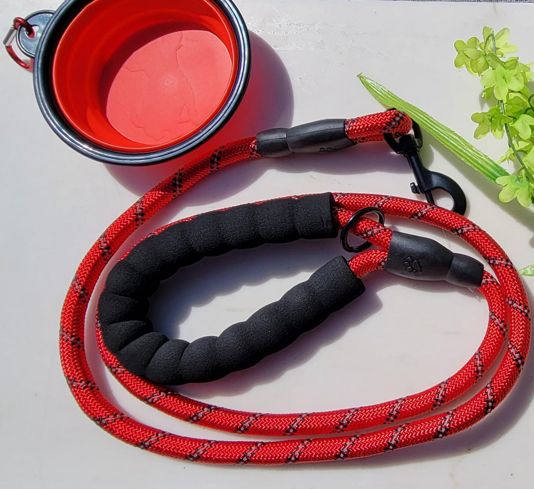 Bundled Rope leash with color coordinated travel dog bowl