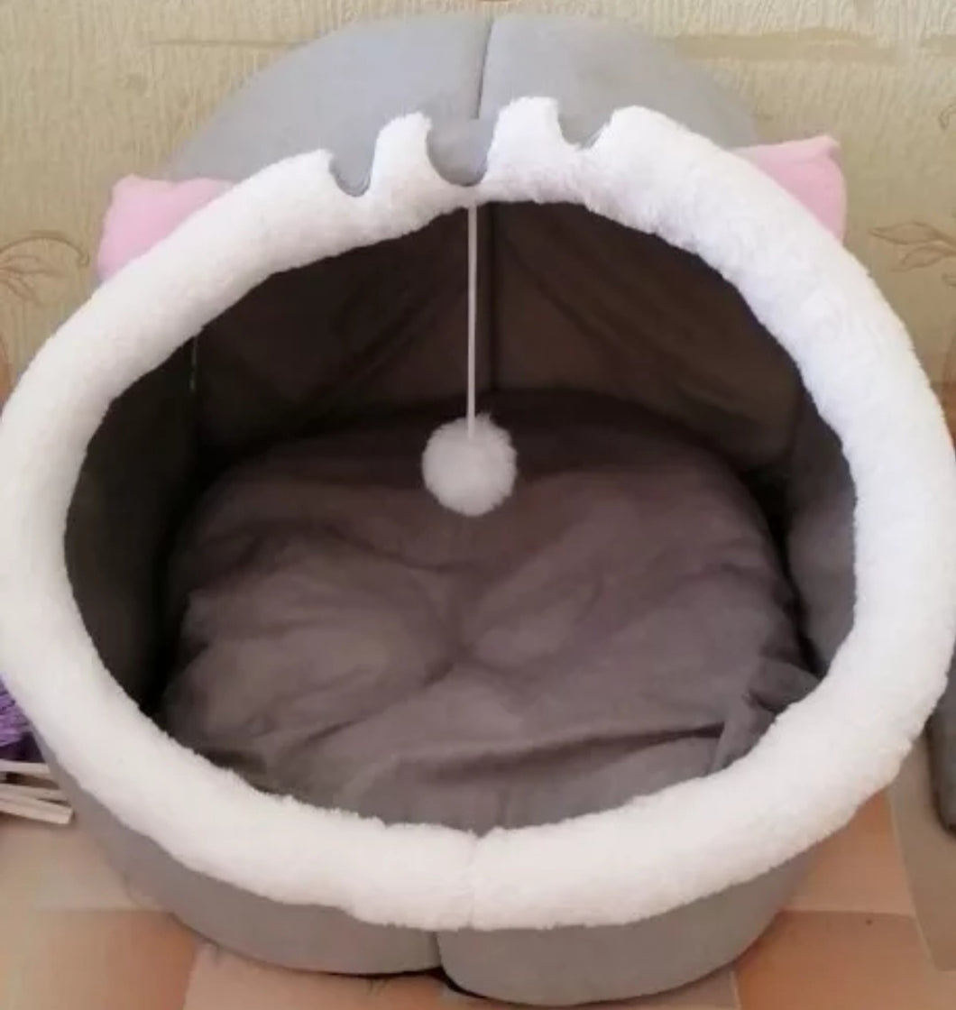 Cozy cave cat bed